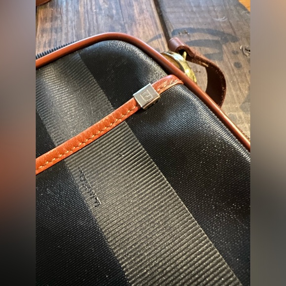 Stunning Fendi camera bag - Picture 3 of 16